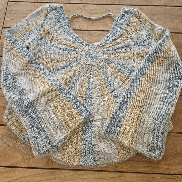 Free People Pinwheel Sunburst Sweater Size XS - Picture 2 of 5